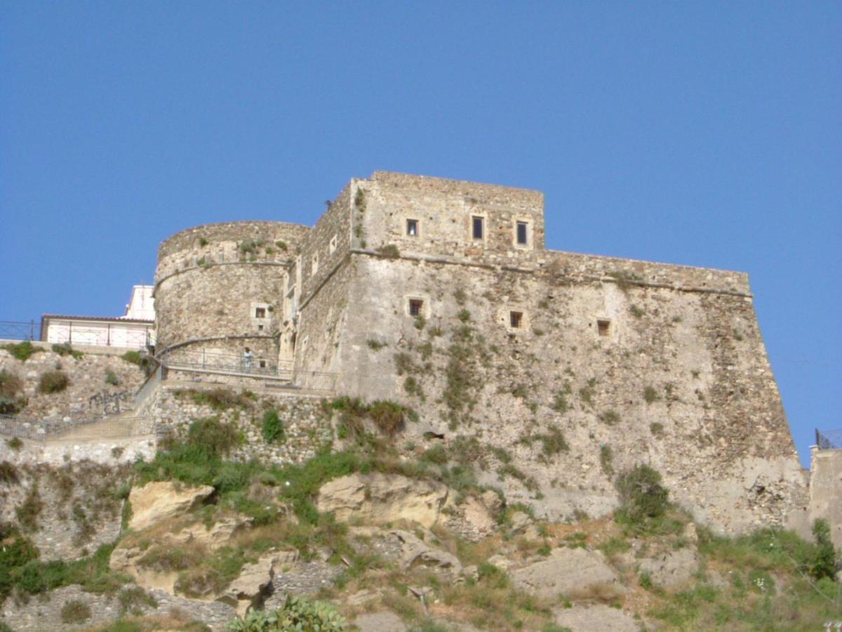 Il Casalino Apartment Pizzo  Exteriör bild